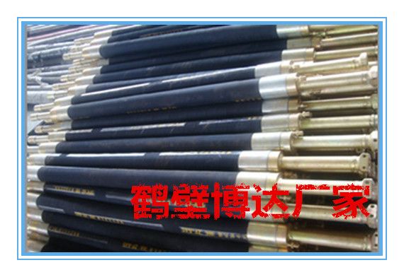 鹤壁博达的一名销售在线卖抽放瓦斯封孔器